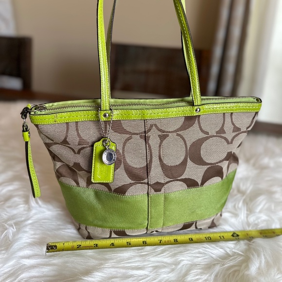 Coach Handbags - 👜🔥COACH Lime Green & Canvas Shoulder Bag - Excellent Condition!!👜🔥